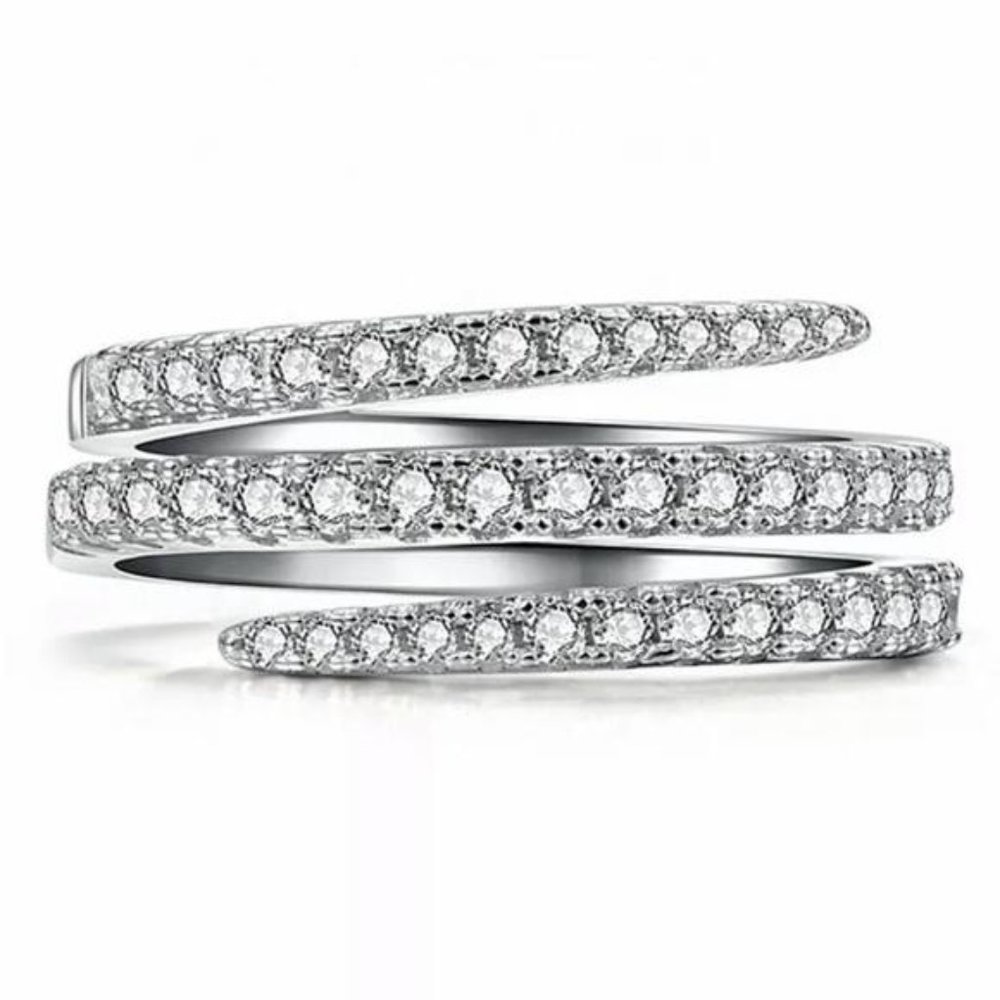 NEW 925 STERLING SILVER DIAMOND RING, CUTE RING, SHINY RING. - Picture 4 of 5